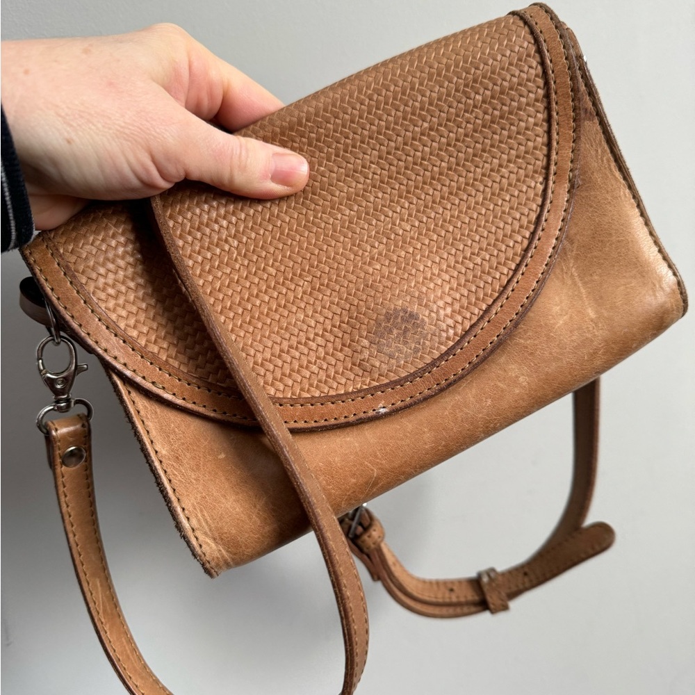 Nisolo Tan Woven Leather Bag
